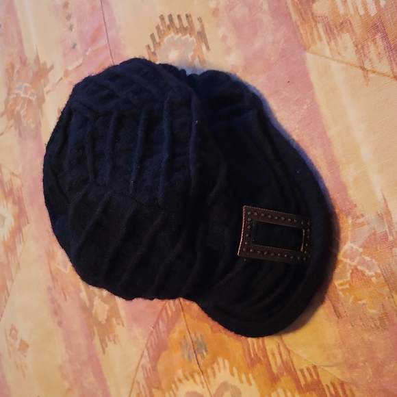 LILLIE & COHOE WOMEN'S HAT - Picture 1 of 4